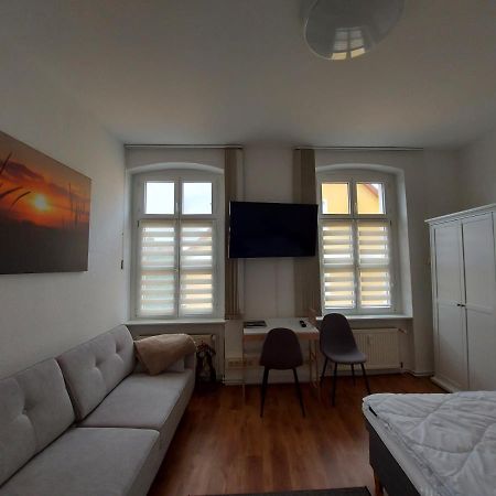 Ferienwohnung Zum Rapunzelturm Schwedt/Oder Exterior foto