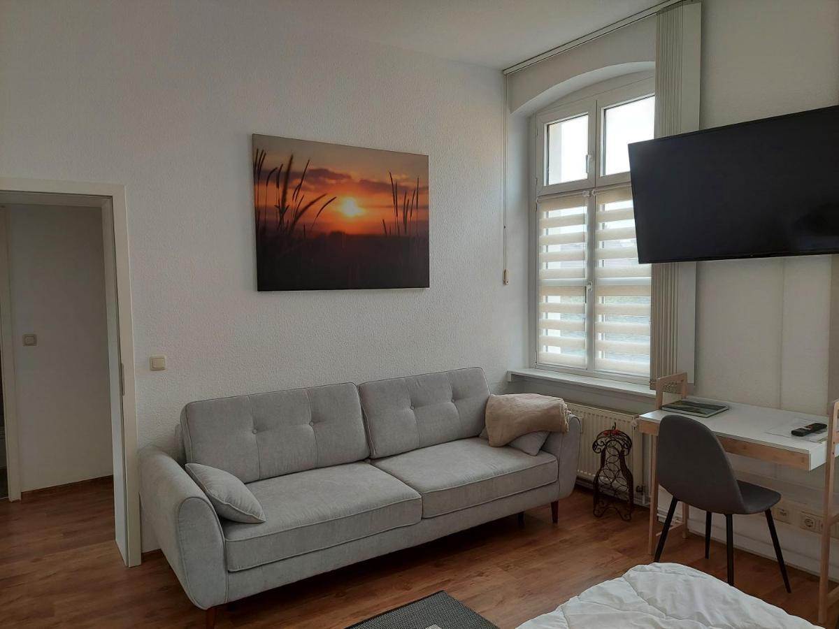 Ferienwohnung Zum Rapunzelturm Schwedt/Oder Exterior foto